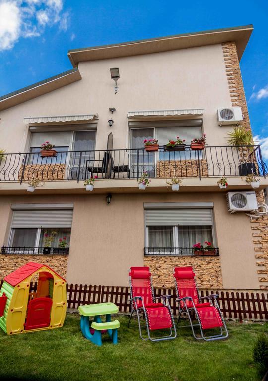 Floare De Iris Hotel Vama Veche Bagian luar foto
