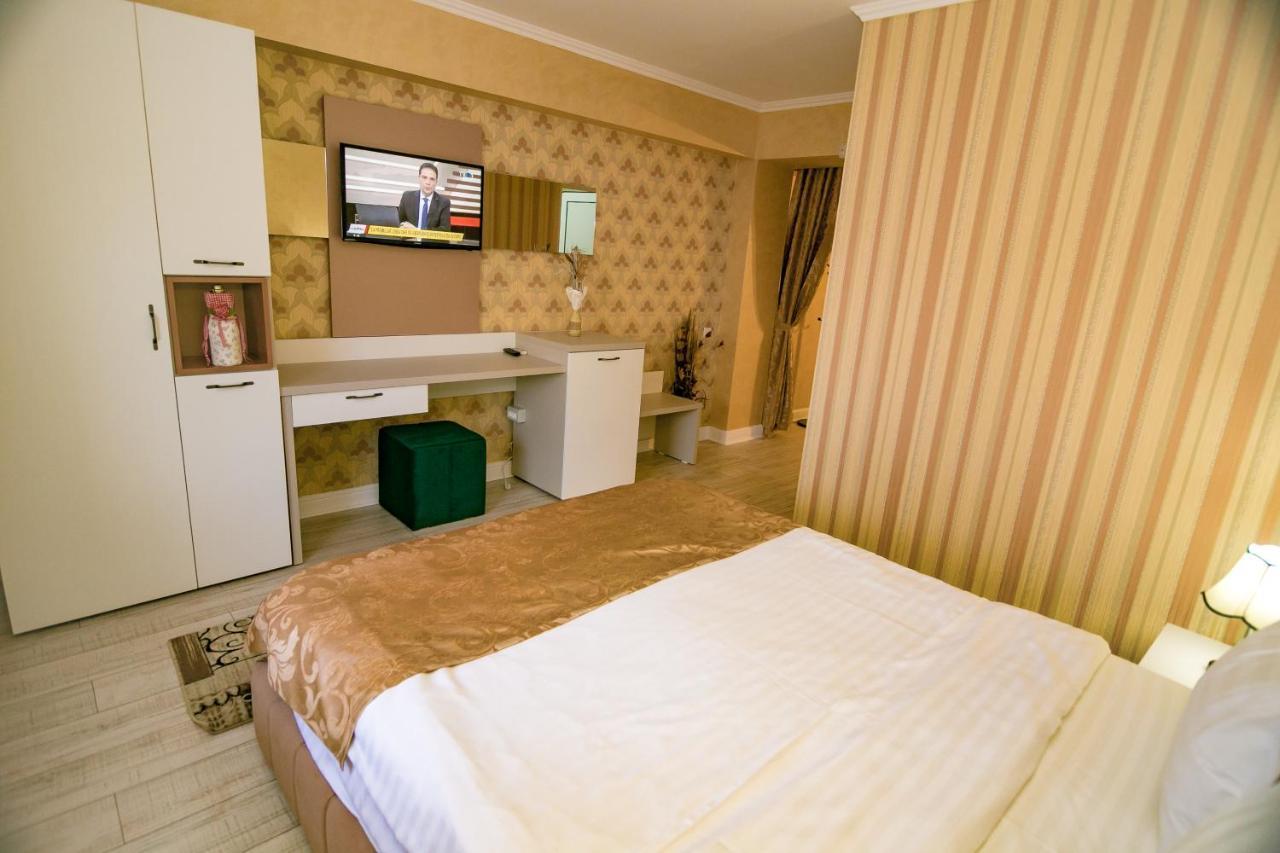 Floare De Iris Hotel Vama Veche Bagian luar foto