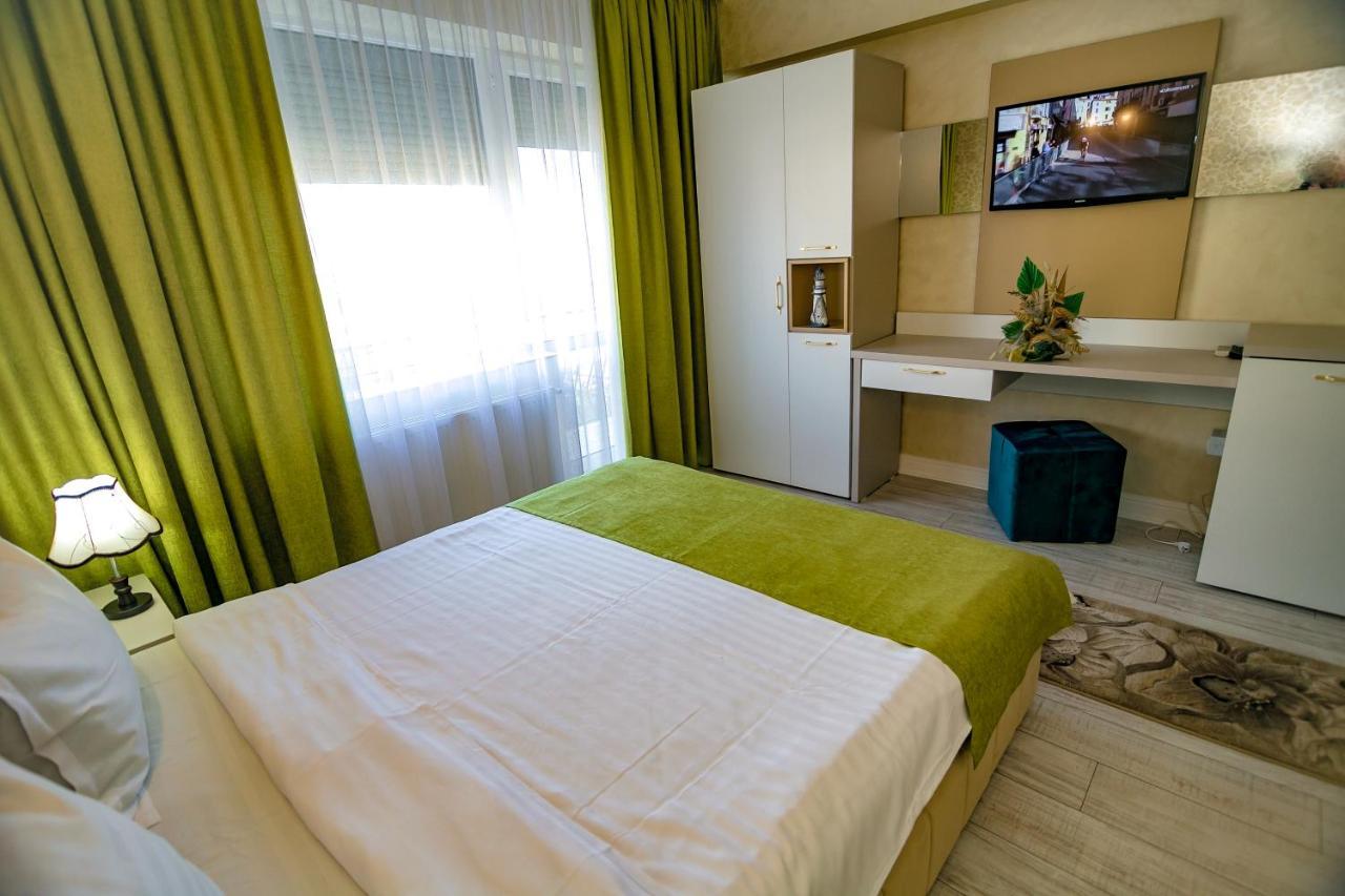 Floare De Iris Hotel Vama Veche Bagian luar foto