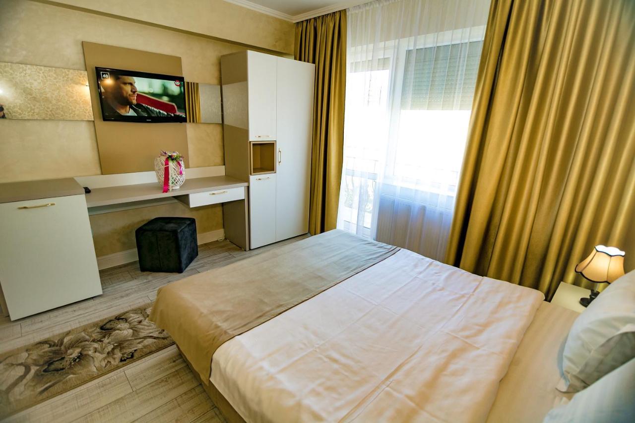Floare De Iris Hotel Vama Veche Bagian luar foto