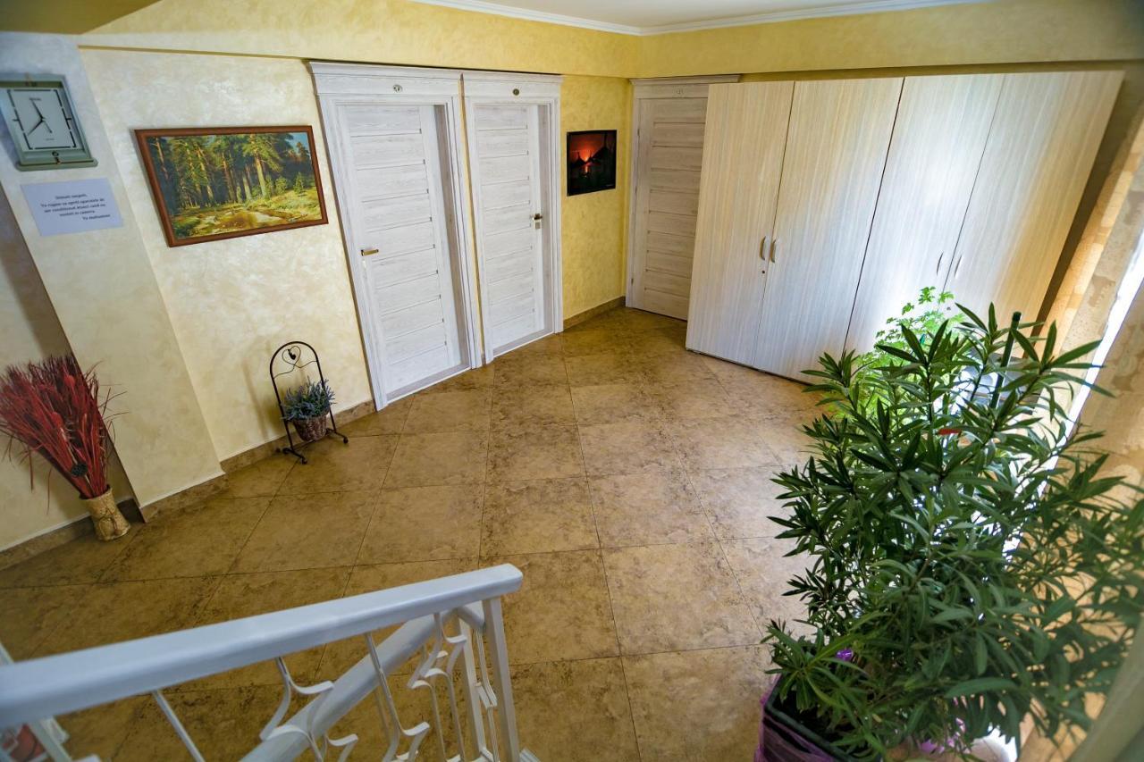 Floare De Iris Hotel Vama Veche Bagian luar foto